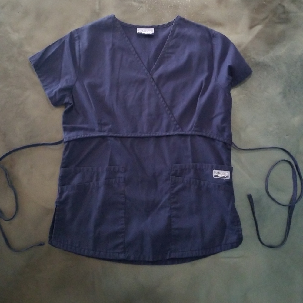Scrub top
